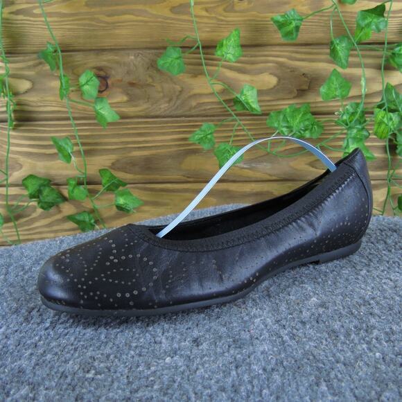 Munro Women's Perforated Ballet Black Leather Sz 8 Narrow Gently Used‎ 2025 - Picture 1 of 6